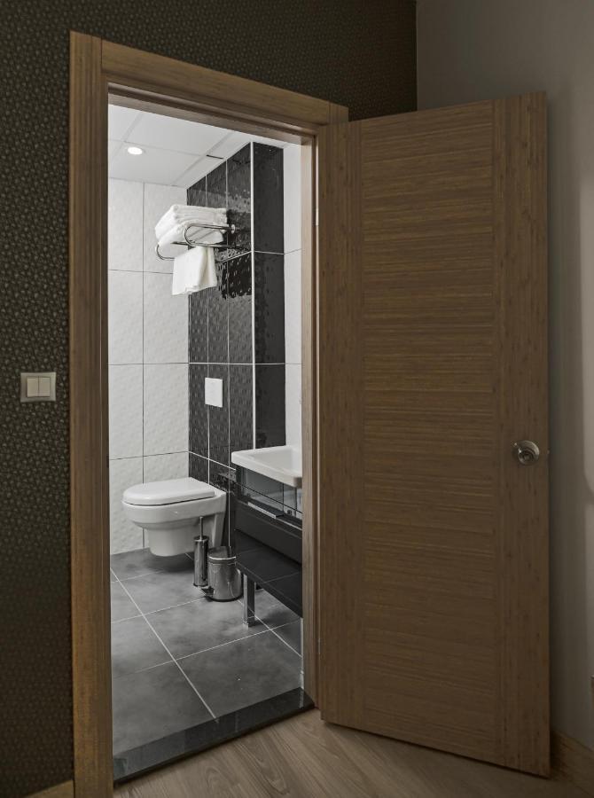 Demir Suite Hotel Istanbul Bagian luar foto